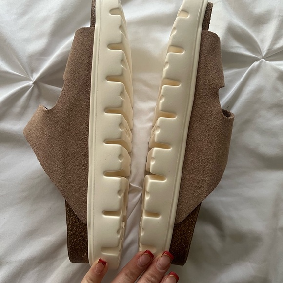 Warm Sand Birkenstock Papilla Platform Sandals - Picture 3 of 5